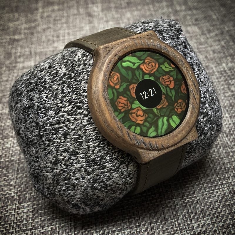 Questo smartwatch è stato fatto a mano da un singolo utente, e potete farlo anche voi (foto)