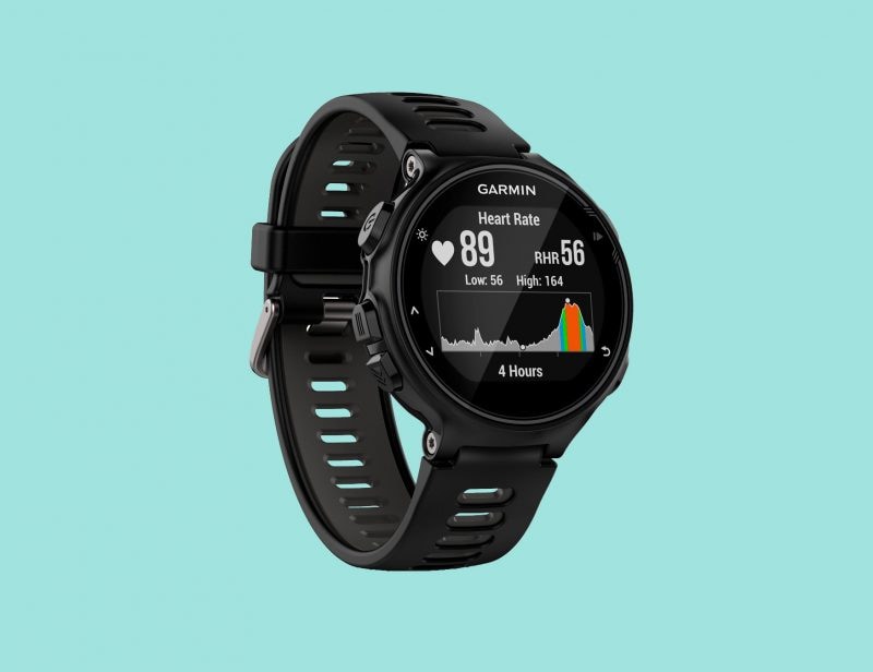 Garmin Forerunner 735XT in offerta a 214€: uno smartwatch per corsa, ciclismo e nuoto