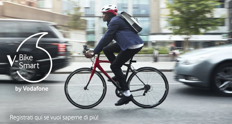 V by Vodafone veglia anche sui ciclisti: ecco l&#039;accessorio V-Bike a rate con anticipo zero