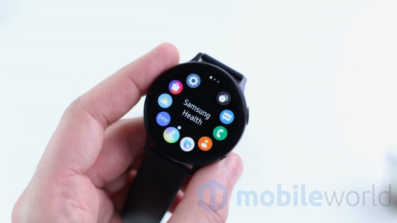 Nuovo aggiornamento per Galaxy Watch Active 2: miglioramenti per GPS e per la guida vocale (foto)