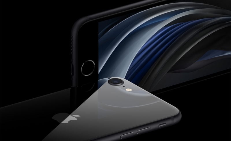 Cercate gli sfondi ufficiali dei nuovi iPhone SE 2020? Eccoli pronti al download (foto)