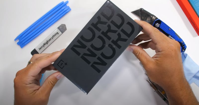 Come reagirà OnePlus Nord ai test di resistenza? (spoiler: bene, ma non benissimo) (video)