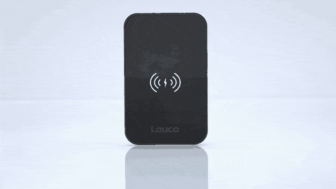 Lauco è il dispositivo tuttofare su Kickstarter: caricatore per PC e smartphone, hub USB e HMDI ma non solo (foto)