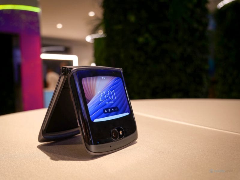 Motorola Razr 5G è tutto nuovo, ma non nel design (foto e video)