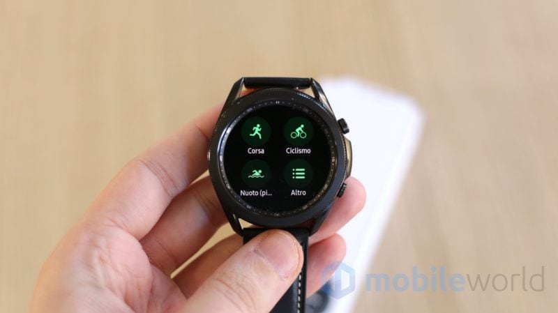 Galaxy Watch 3 si aggiorna: supporto a SmartThings Find, miglioramenti per le funzionalità Health e altro