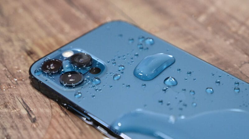 Apple ringrazia Huawei e aumenta gli ordini di iPhone per il 2021