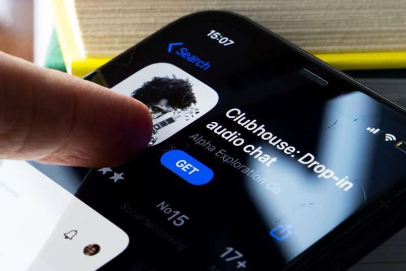 Clubhouse è in arrivo su Android, e spopola in Italia