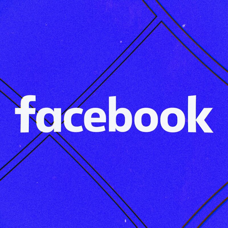 Facebook ancora contro le fake news: in test la descrizione delle pagine nel News Feed (foto)