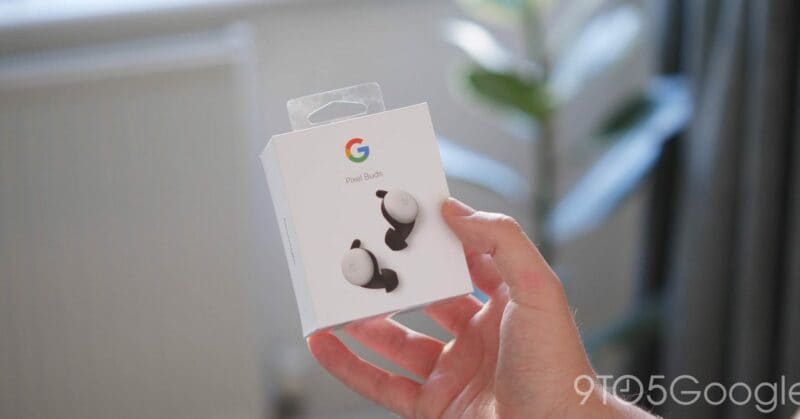 Google sarebbe al lavoro su una variante economica di Pixel Buds (foto)