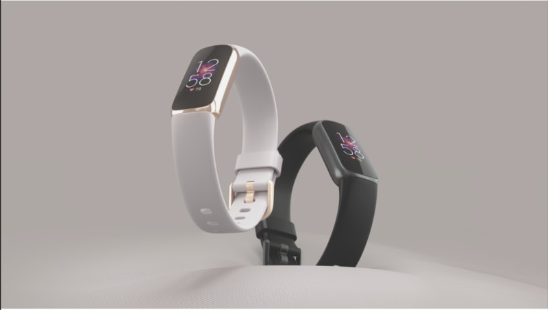Fitbit presenta Luxe, il fitness tracker elegante che sembra un gioiello (foto)