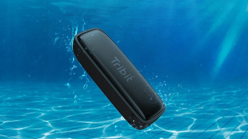 Tribit XSound Surf galleggia tra le offerte Amazon: speaker impermeabile a soli 19€